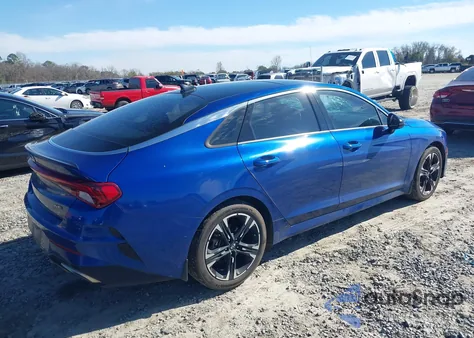 2021 Kia K5 Gt-Line z USA, uszkodzony, nr VIN 5XXG64J24MG035696